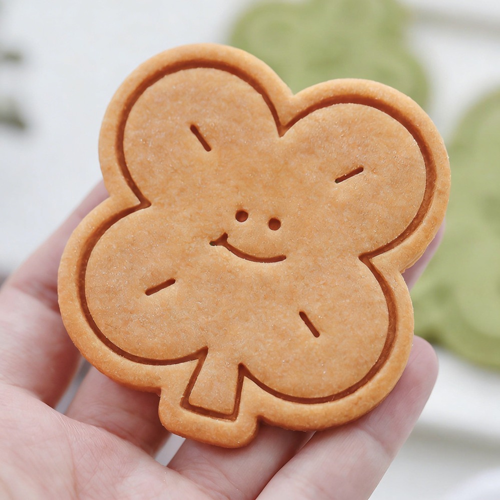 Lucky Four-Leaf Clover Cookie  - đánh giá và giá Kitchen Appliances For Baking
